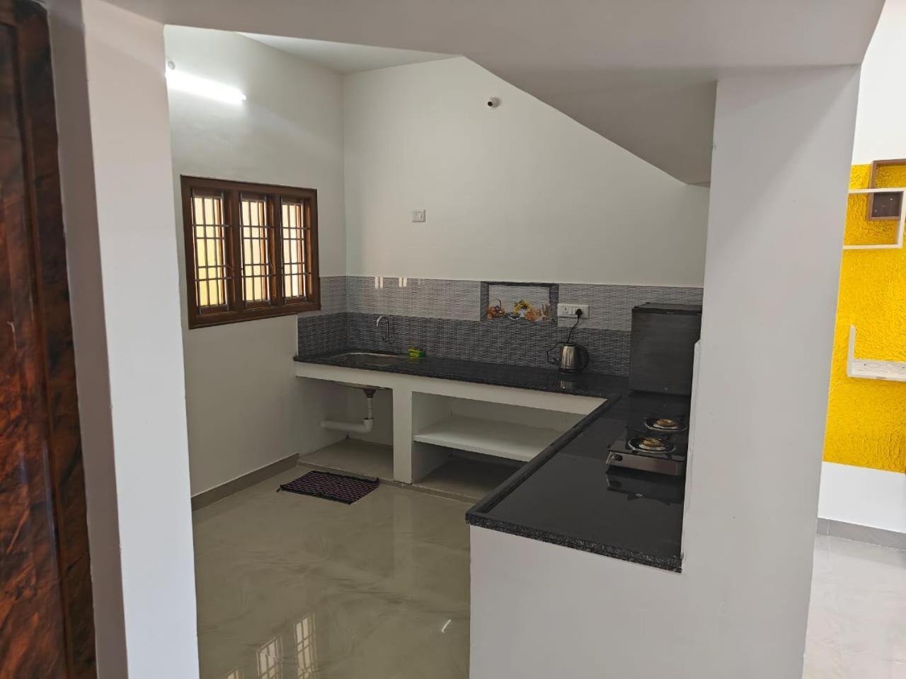 Thirunallar Heaven Homes Tirunallar Buitenkant foto